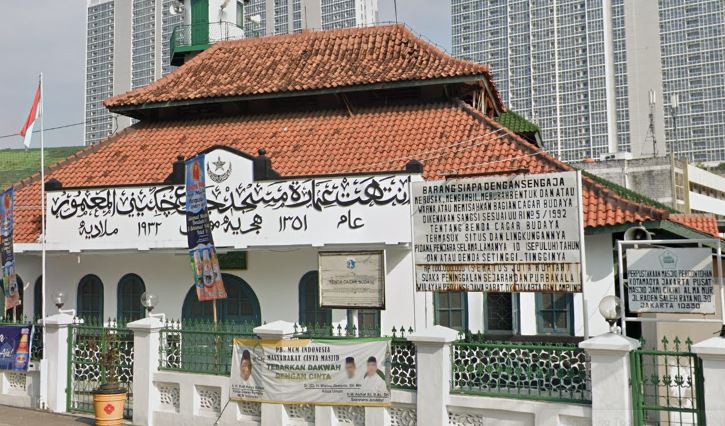 Masjid Al-Makmur Cikini Jakarta.