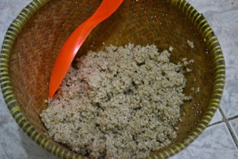 Oyek panganan pengganti nasi yang terbuat dari singkong | Google Image/Kebumenhow.com