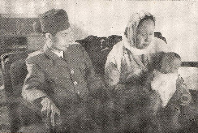 Jenderal Soedirman dan Istrinya