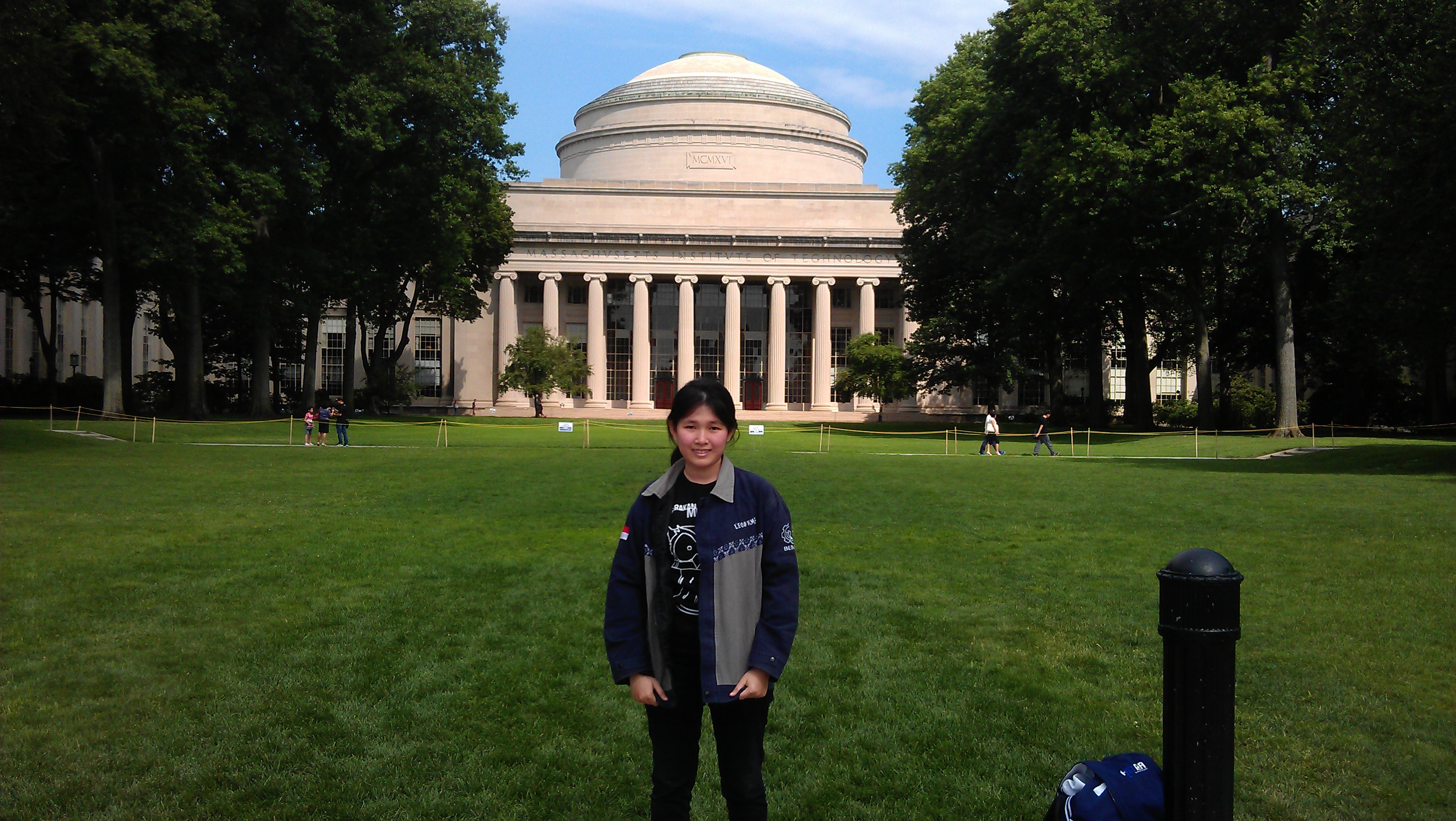 Leonika saat berada di MIT (Foto: dok Leonika.sari / Facebook.com)