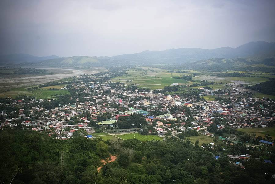 Sebuah daerah bernama Bambang di Provinsi Nueva Vizcaya, Filipina.