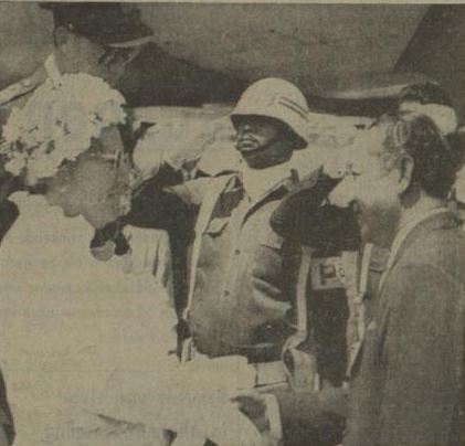 Ratu Juliana disambut Presiden Suharto. Nieuwsblad van het Noorden