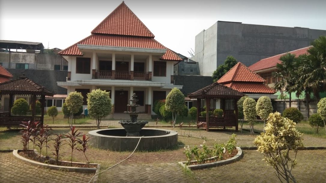 Taman Benyamin Sueb di daerah Jatinegara, Jakarta Timur.