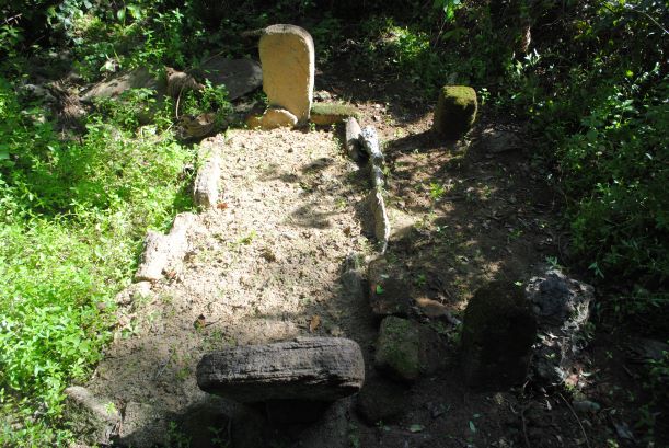 Makam Bugis di Pulau Tello (Dok. Balar Sumut)