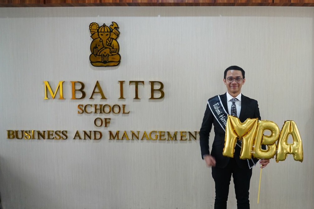 Fahmi Hendrawan lulus dari ITB © Instagram.com/fahmiehendrawan