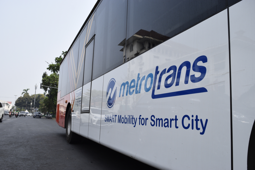 Transjakarta sebagai transportasi terintegrasi smart mobility untuk penerapan smart city