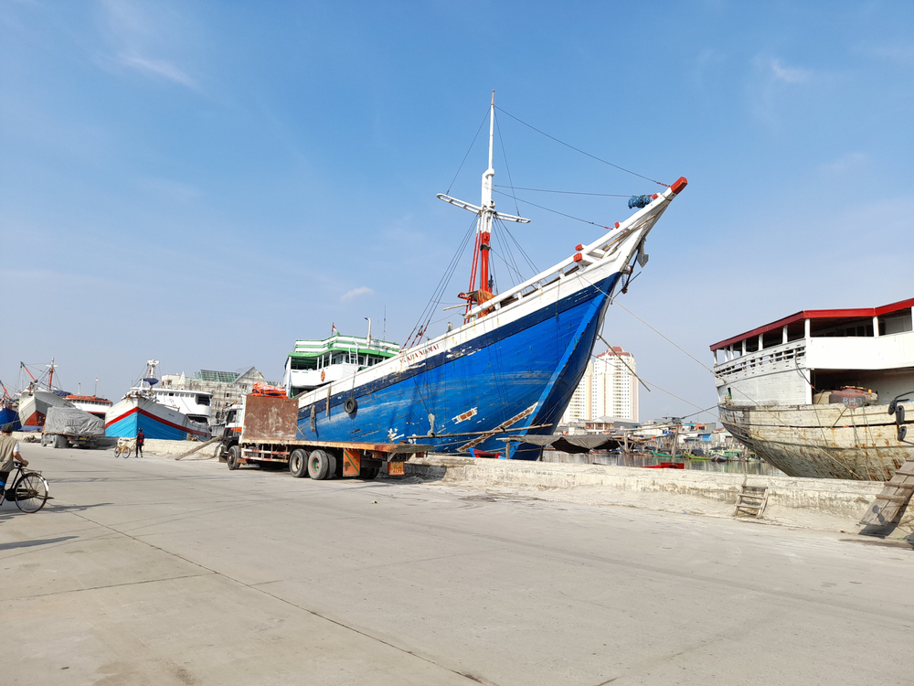 Pelabuhan Sunda Kelapa | @Lakilima Shutterstock