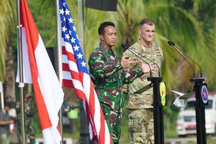 Kepala Staf Angkatan Darat (KSAD) Jenderal TNI Andika Perkasa dan Commanding General USARPAC, General Charles A Flynn 