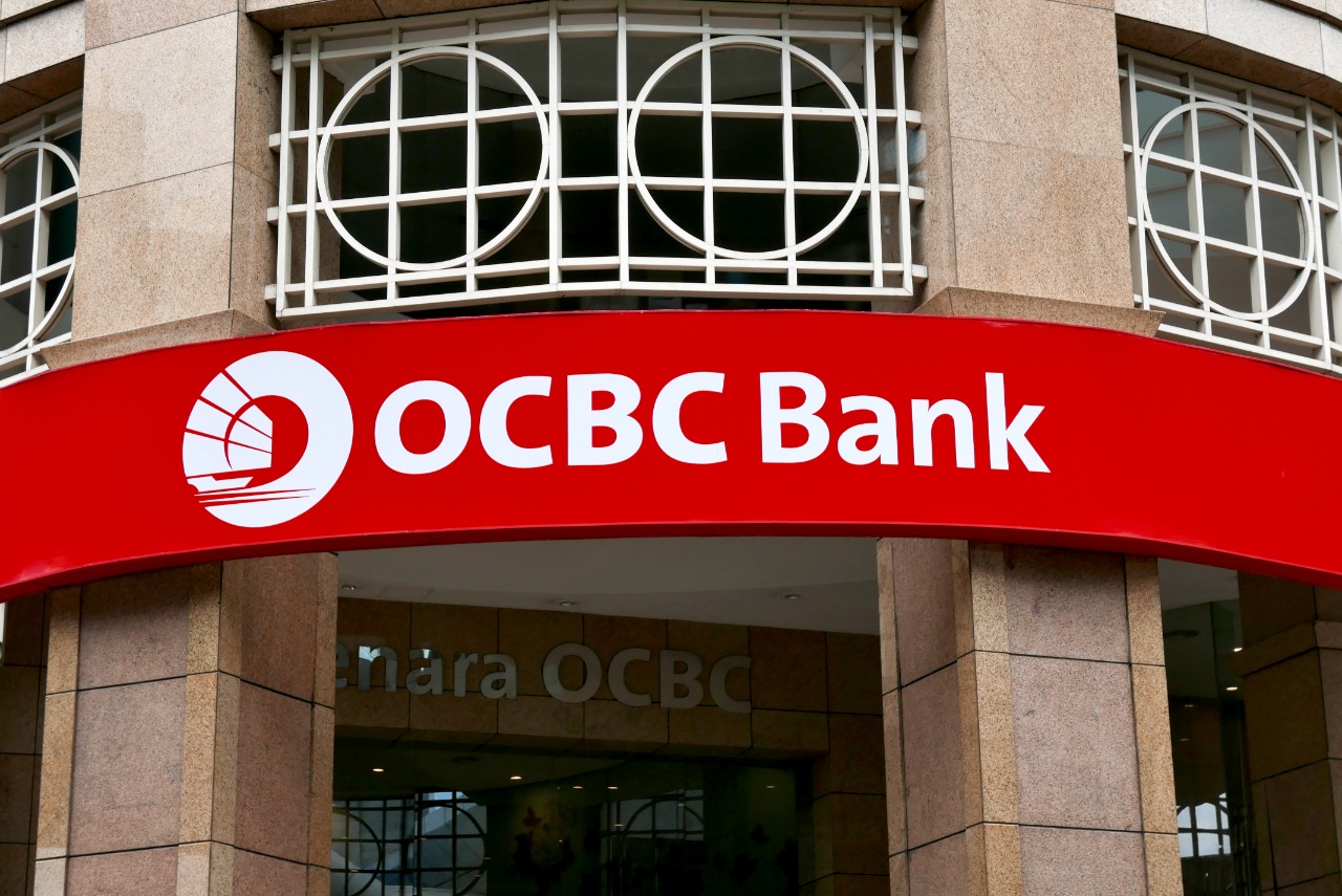 OCBC Bank | Kj/Shutterstock