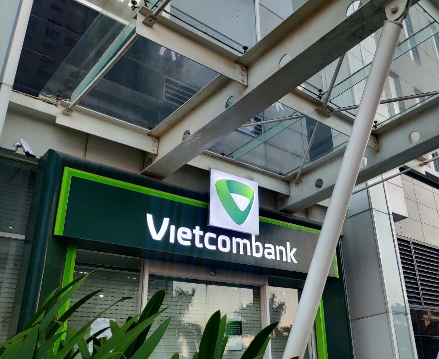 Vietcombank | Nguyen J/Shutterstock