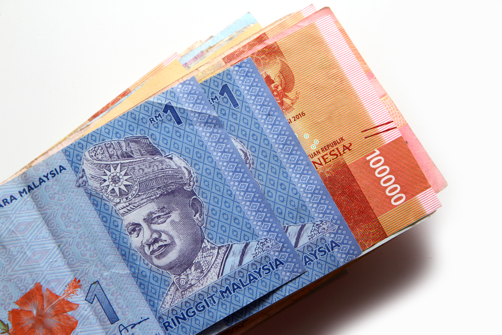 Rupiah dan Ringgit, mata uang yang terlibat dalam kerja sama LCS