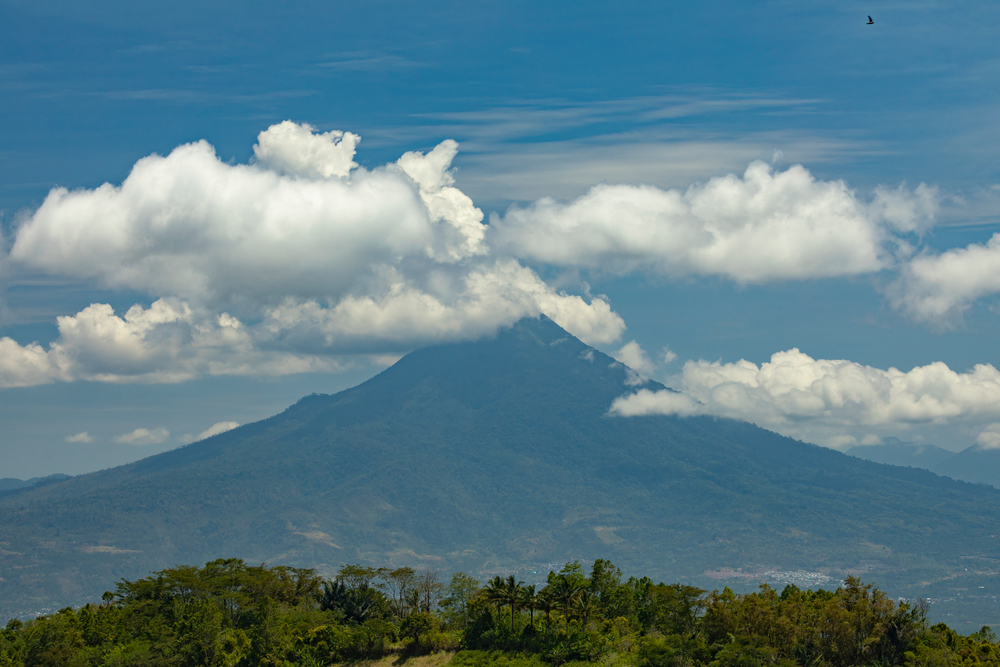 Gunung Klabat | @alvarobueno Shutterstock