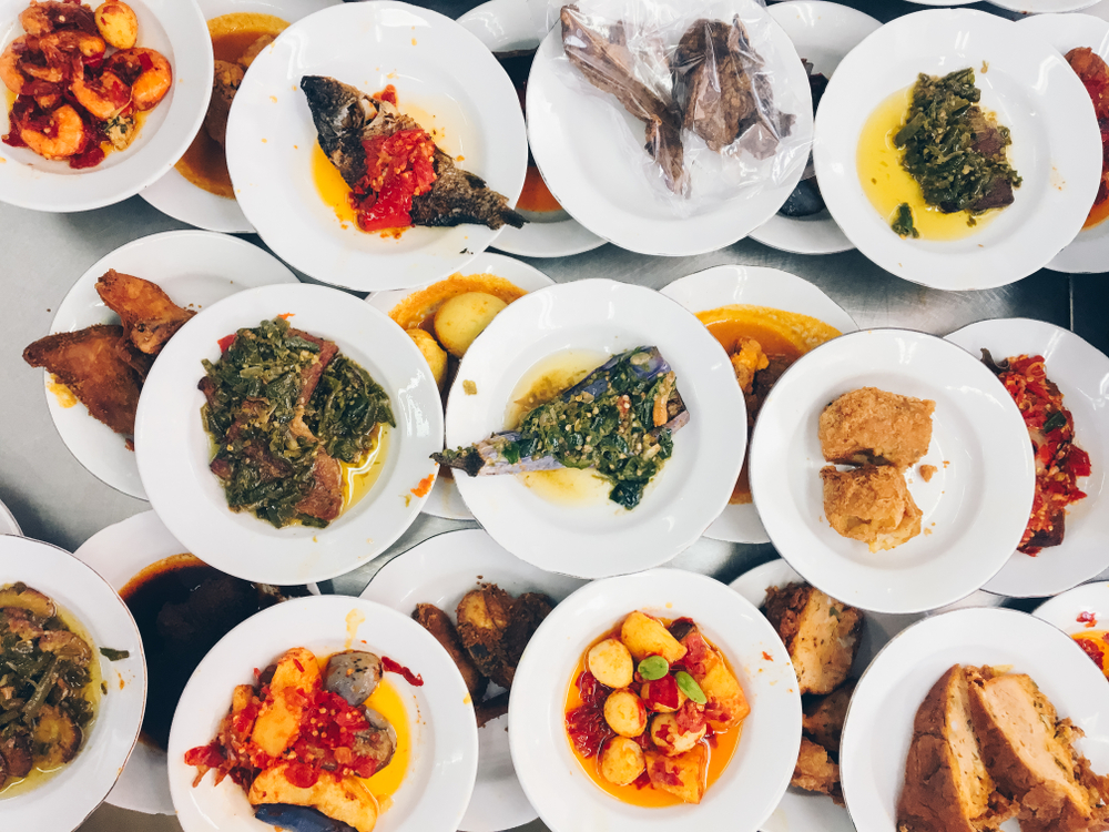 Kuliner Indonesia | @Reezky Pradata Shutterstock