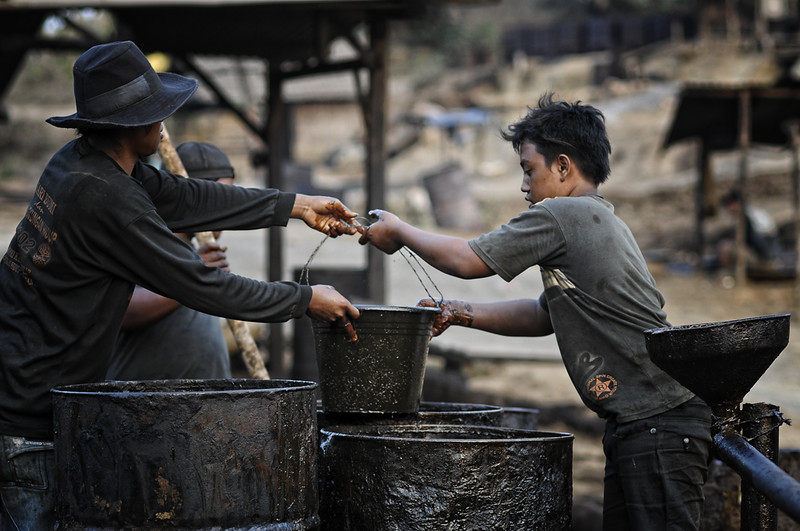 Proses pengolahan minyak bumi (yachya imans/flickr)