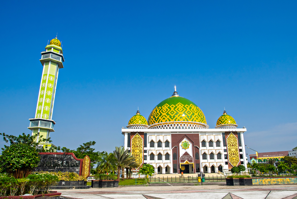 Masjid Raya Darussalam Palangkaraya | Sony Herdiana/Shutterstock