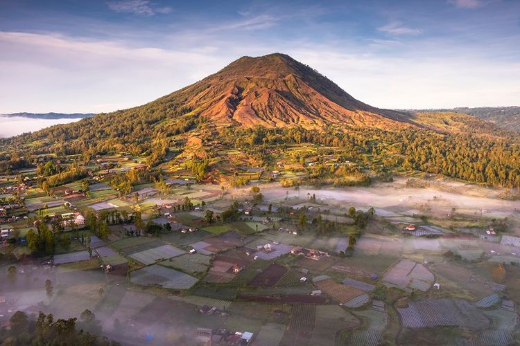 Rute Lokasi ke Bukit Mende Bali, wisata alam bukit hijau dengan pemandangan dari ketinggian