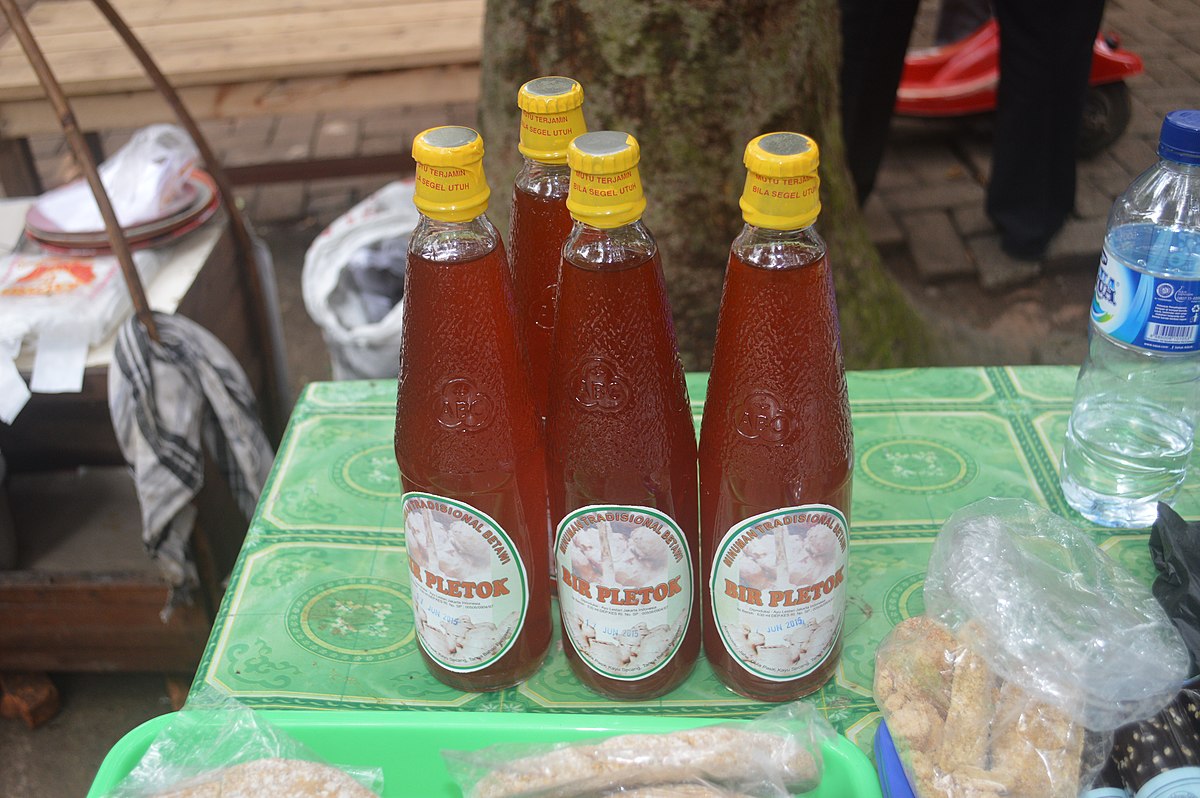 Sejarah Minuman Bir Pletok, Minuman tradisional khas Jakarta untuk menghangatkan tubuh dan kaya rempah