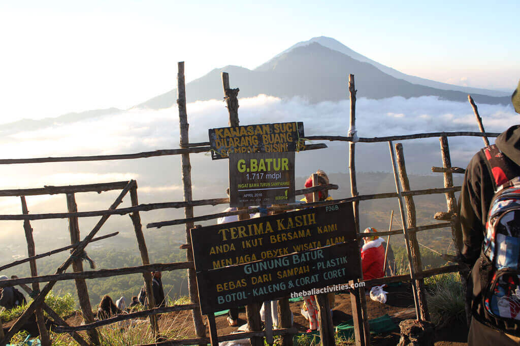 Harga tiket masuk dan jam operasional Gunung Batur Bali, Gunung berapi purba indah dengan kawah kalderanya yang menawan
