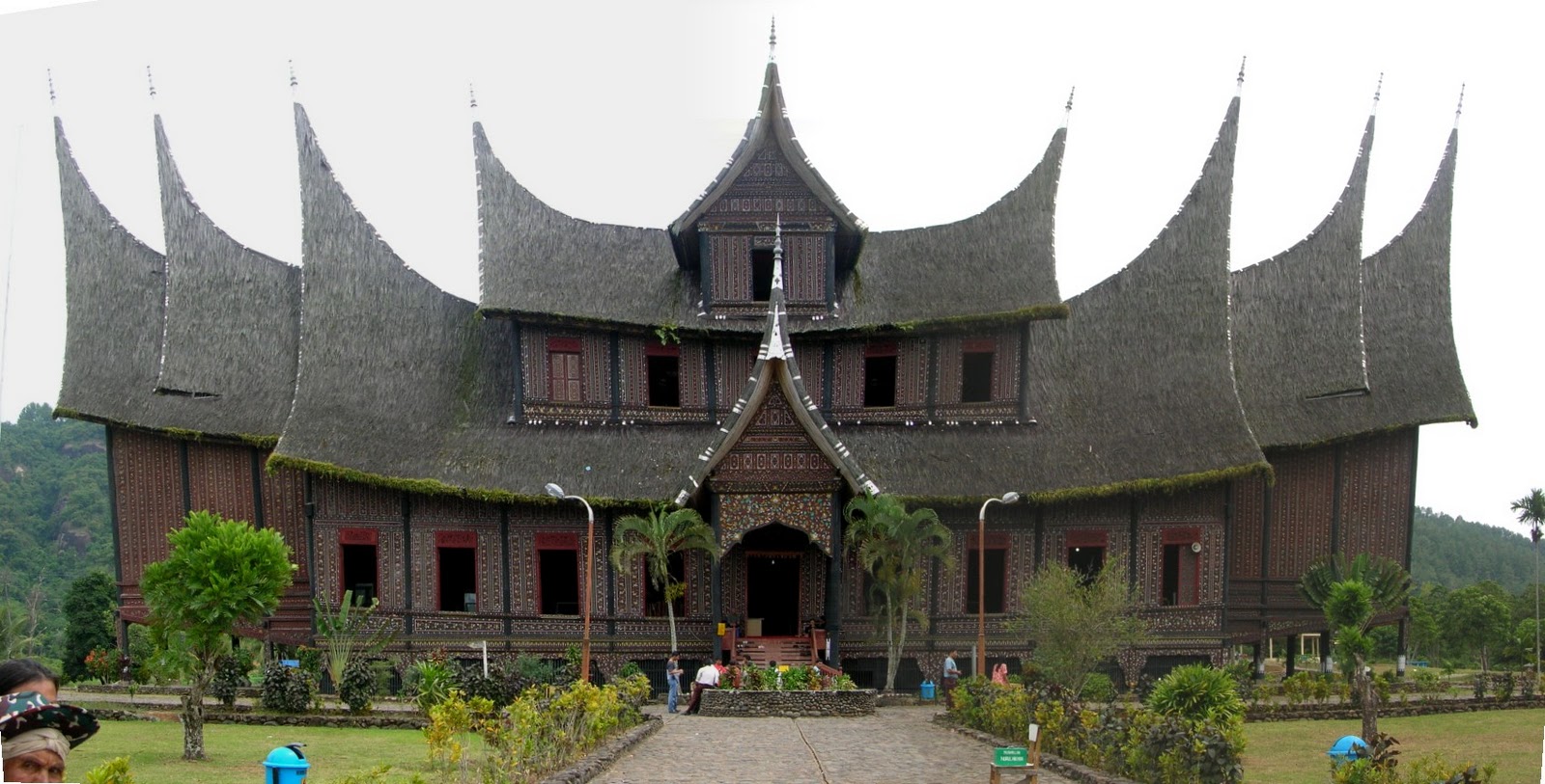 Istana Pagaruyung @vacation-star.blogspot.com