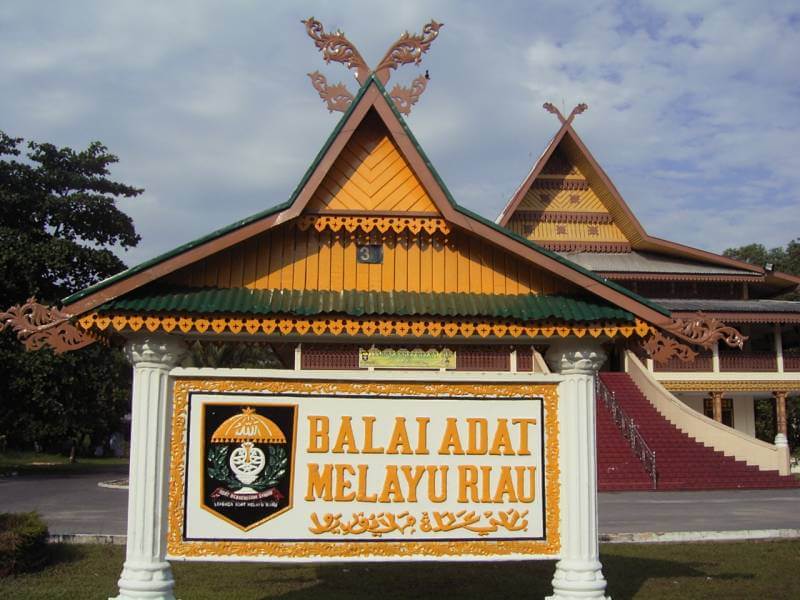 Selaso Jatuh Kembar, balai pertemuan dan adat masyarakat Riau dibangun dari berbagai jenis kayu