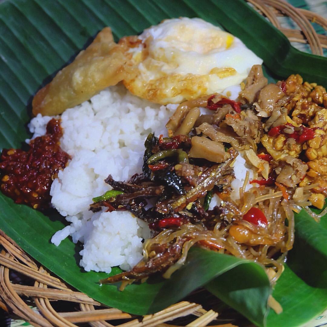 Mengenal Nasi Langgi, Nasi Lauk Komplit Khas Jawa Tengah
