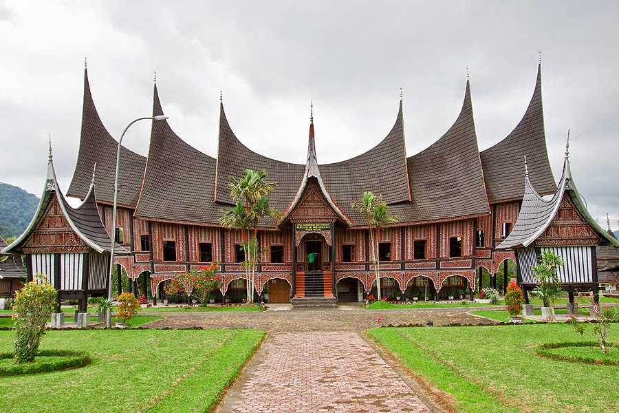 Rumah Adat Gadang, 10 Rumah Adat Tradisional Terunik Dan Terpopuler Di Indonesia