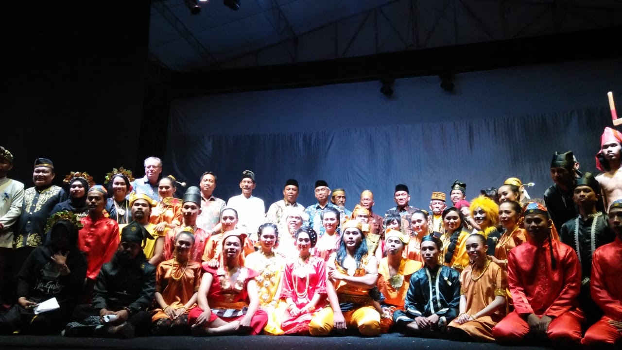 Pementasan La Galigo di kegiatan Festival Keraton Nusantara XIII di Wotu,Luwu Timur