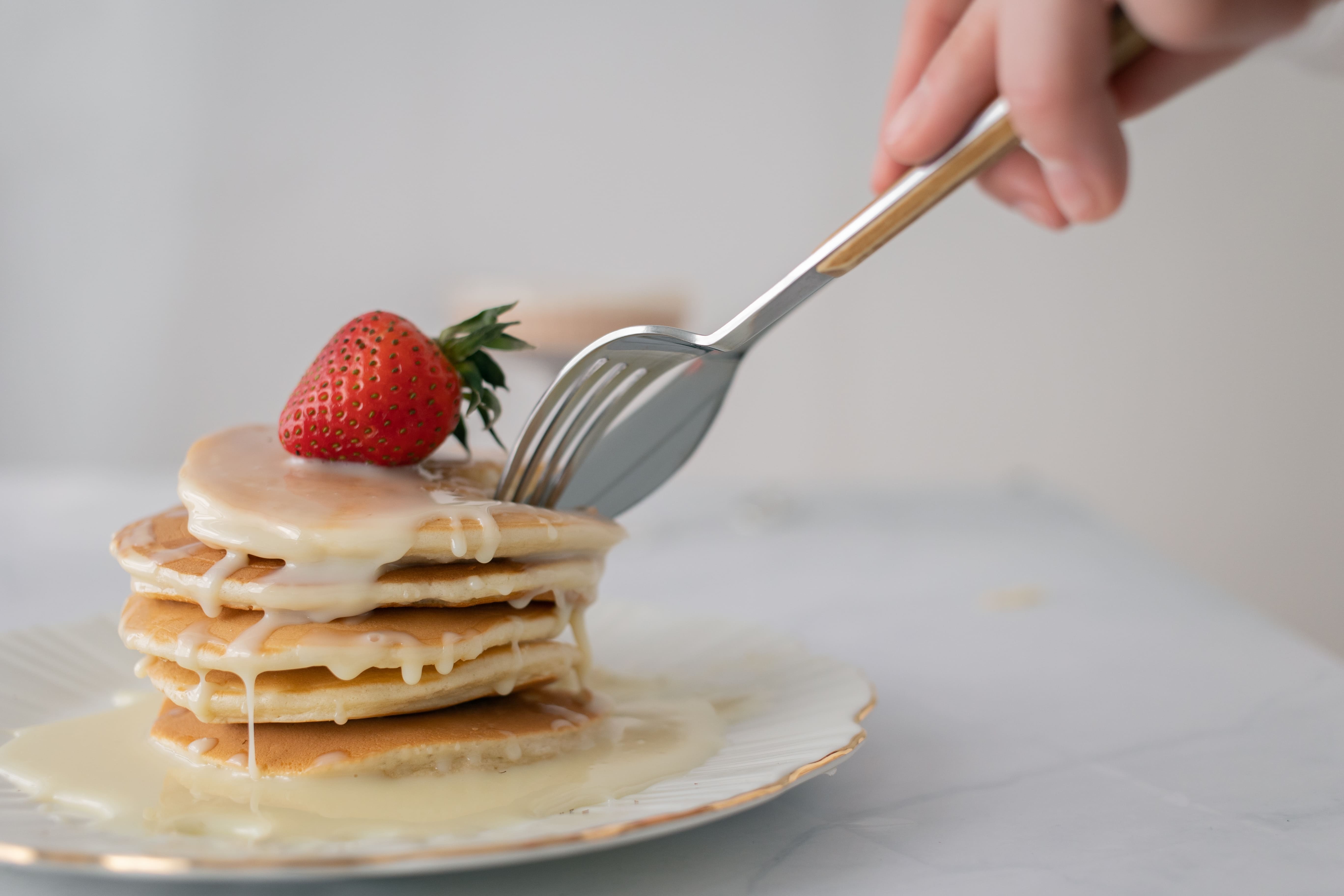 Kental manis sebagai topping pancake | Foto: Monstera/pexels.com
