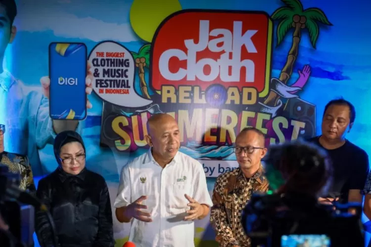 Menteri Koperasi dan Usaha Kecil dan Menengah nyatakan dukungan untuk JakCloth Reload Summerfest. | Foto: Suara Merdeka Jakarta
