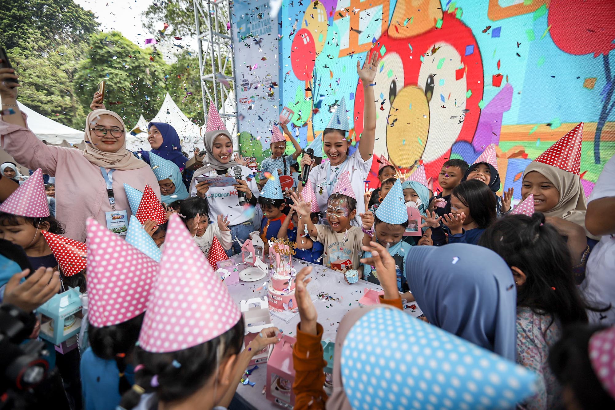 Merayakan ulang tahun Si Kecil di bulan Juli. Foto: Jamal Ramadhan/kumparan