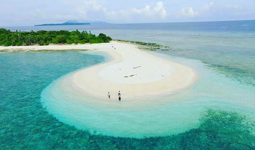 Pesona Pulau Nailaka | Sumber foto: joglowisata.com