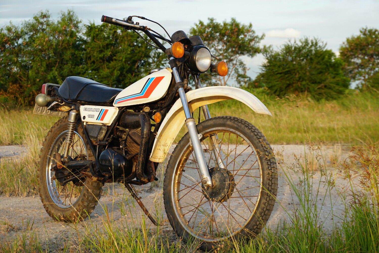 Motor Yamaha DT 100 | Sumber foto: Pinterest