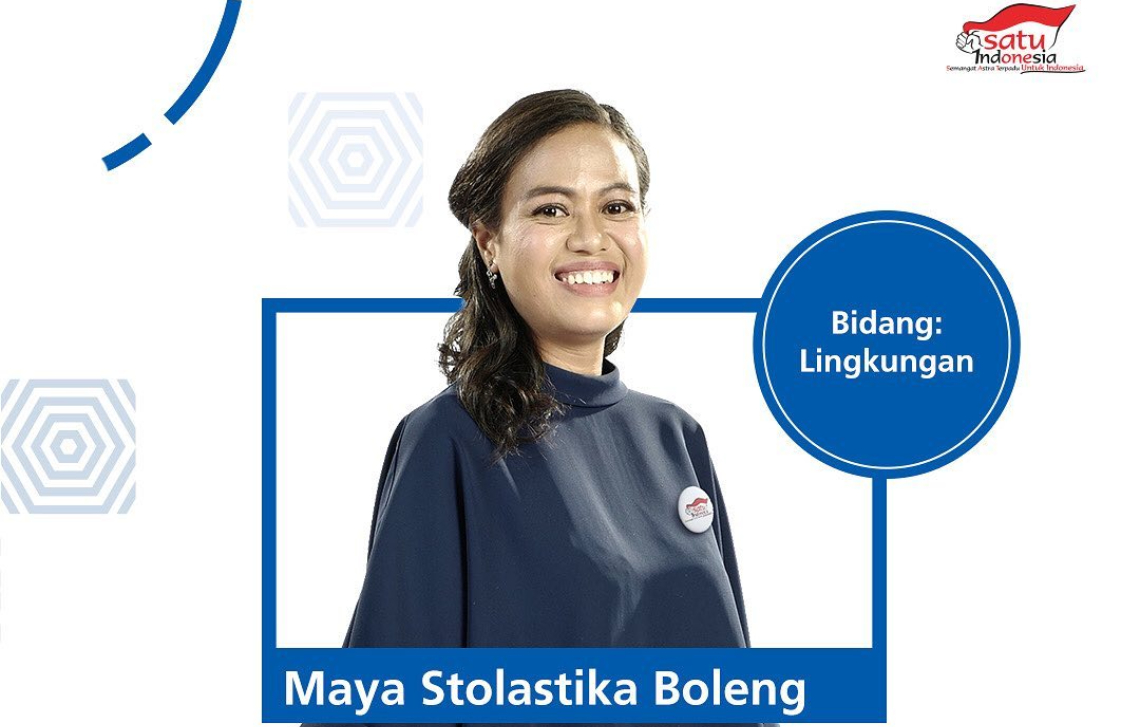 Maya Stolastika menerima penghargaan Apresiasi SATU Indonesia Awards 2019