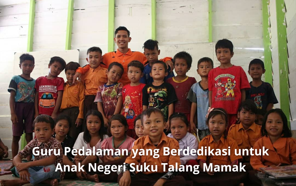 Ebib Sandro merupakan guru pedalaman bagi anak negeri Suku Talang Mamak