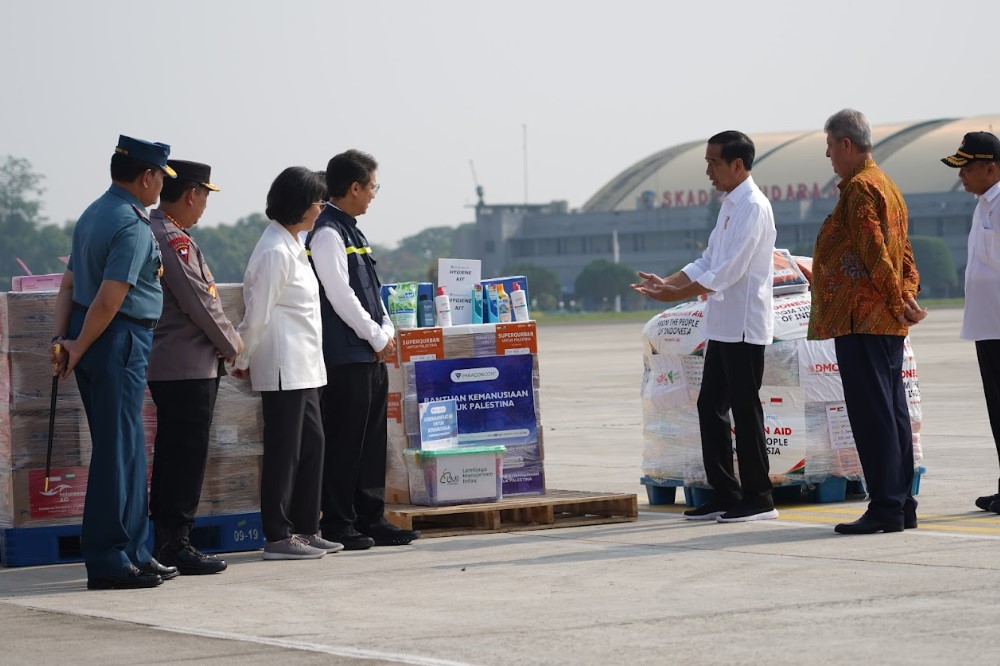 Pelepasan bantuan kemanusiaan ke Palestina oleh Presiden Jokowi dari ParagonCorp | ParagonCorp