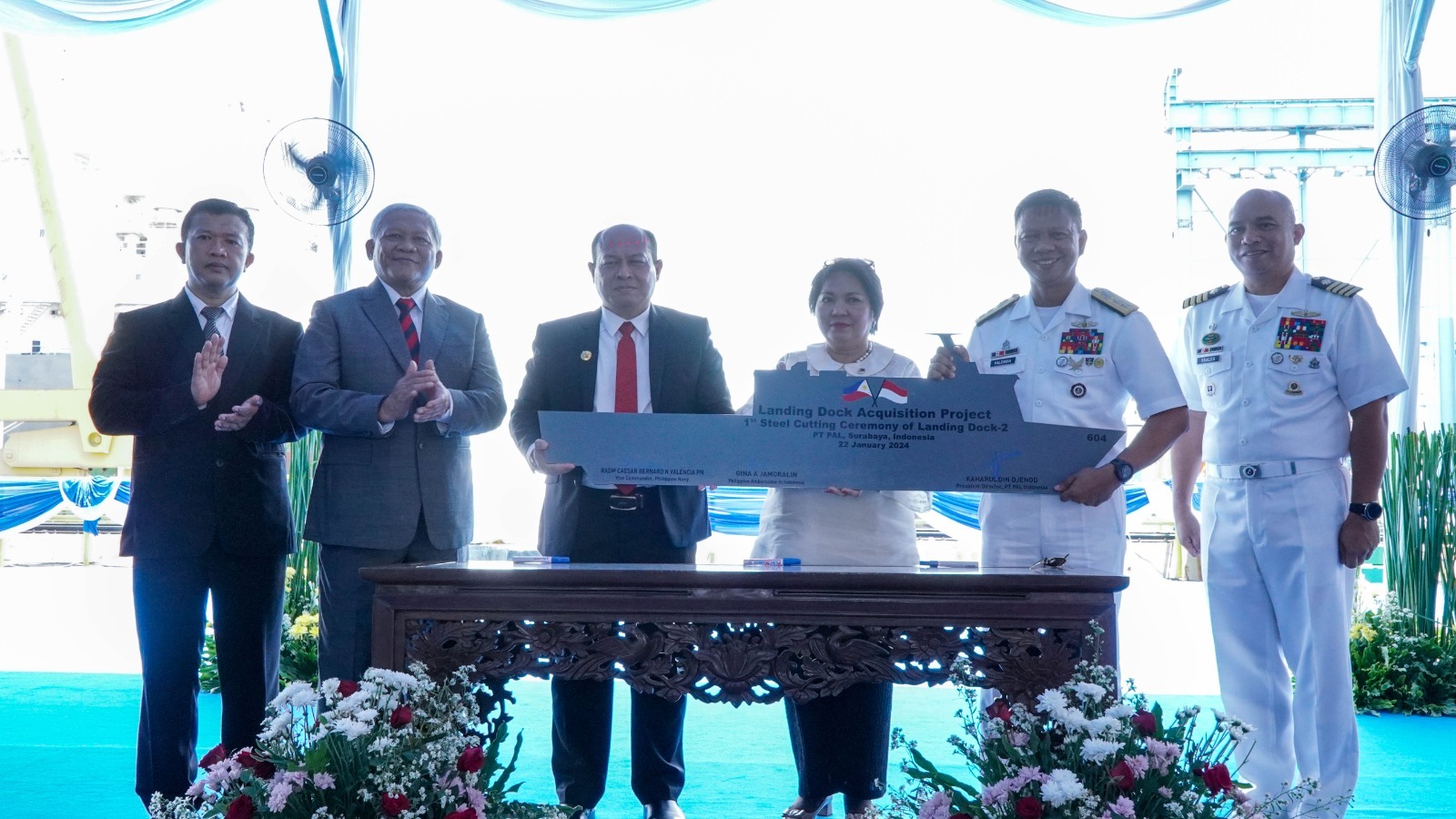Seremonial Kapal Landing Dock Angkatan Laut Filipina/PT PAL Indonesia
