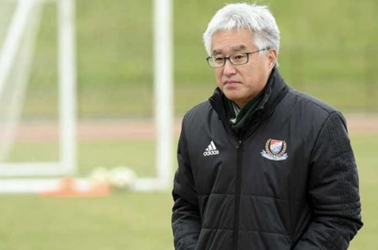 Pelatih Baru The Lions, Tsutomo Ogura. Credit: The Yokohama Express