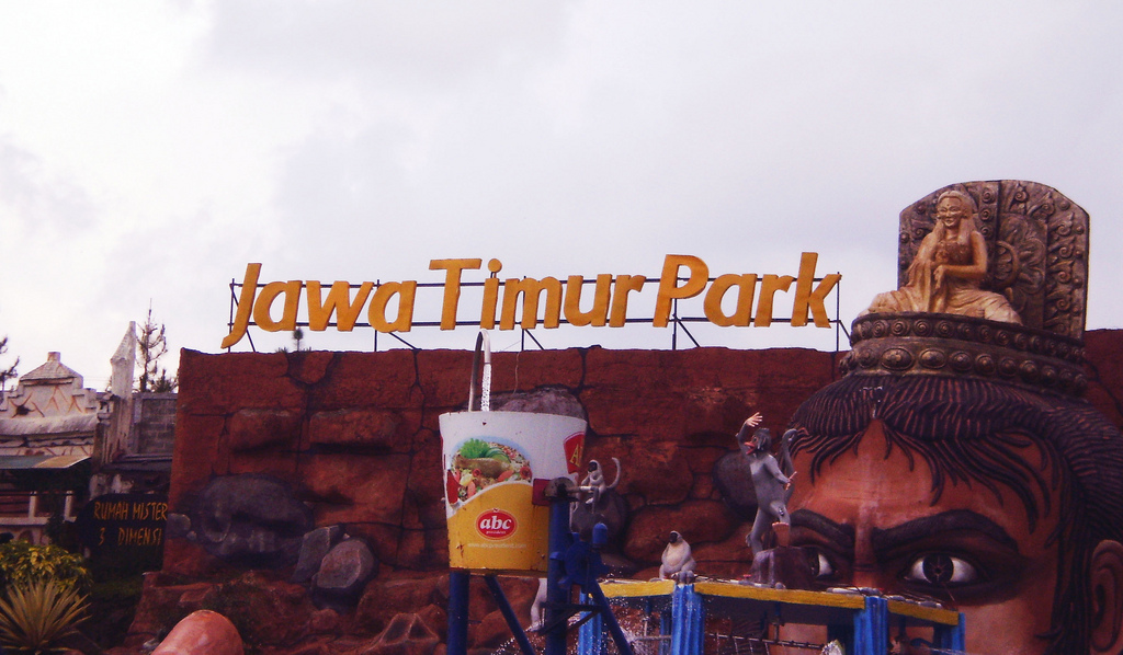 Tempat Wisata Jawa Timur_Jawa Timur Park