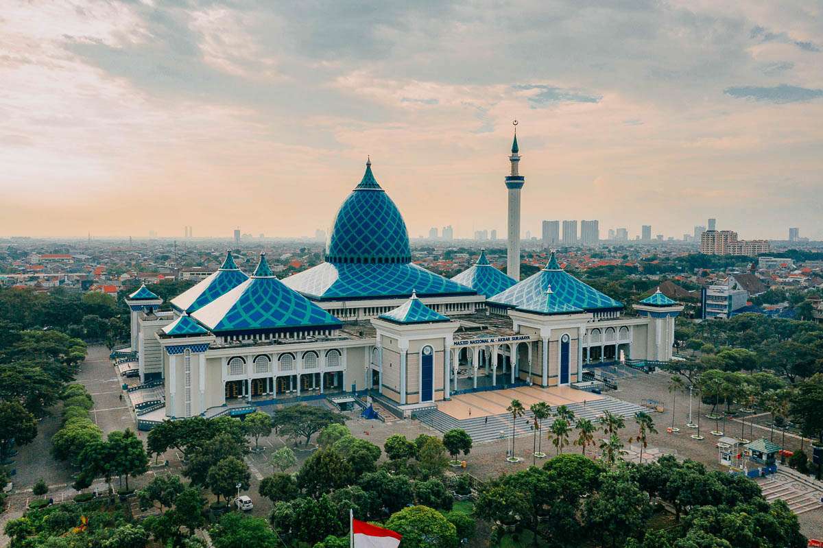 Masjid di Jawa Timur_Masjid Al Akbar Surabaya