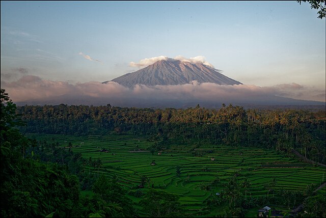 Keindahan Gunung Agung Bali