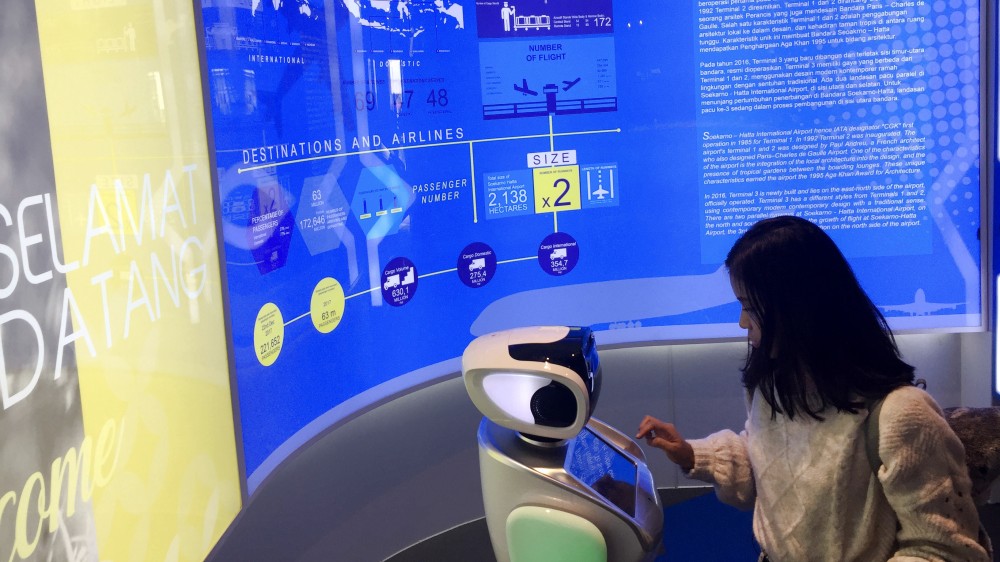 Robot Dilo di Terminal 3 bandara Soekarno-Hatta | Sumber: Playworld
