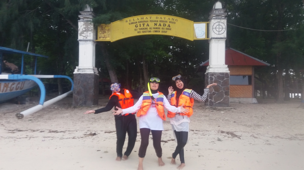 Taman Wisata Perairan Gita Nada Lombok Barat