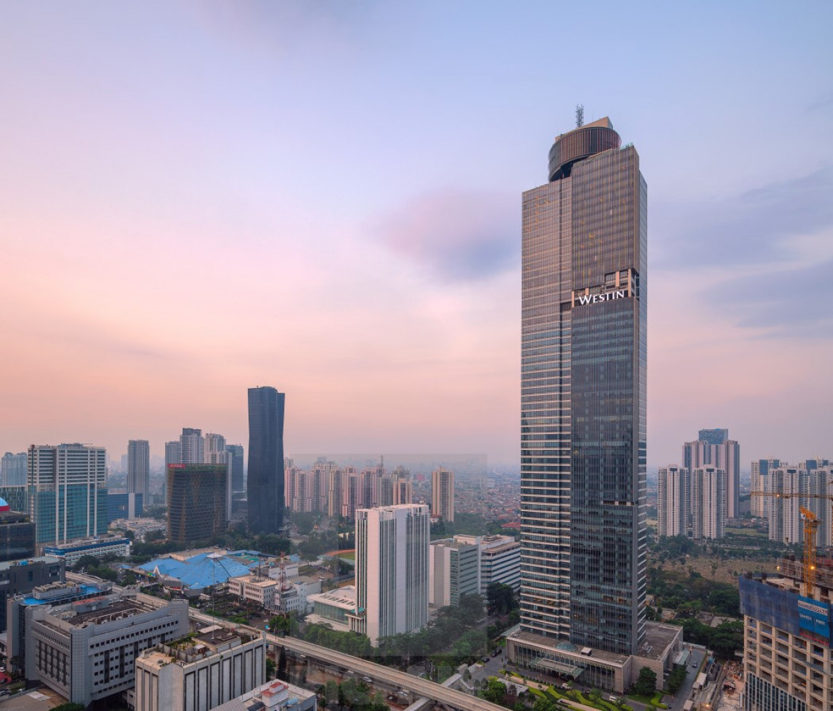 Menatap Megahnya Gedung Tertinggi di Indonesia  Gama Tower