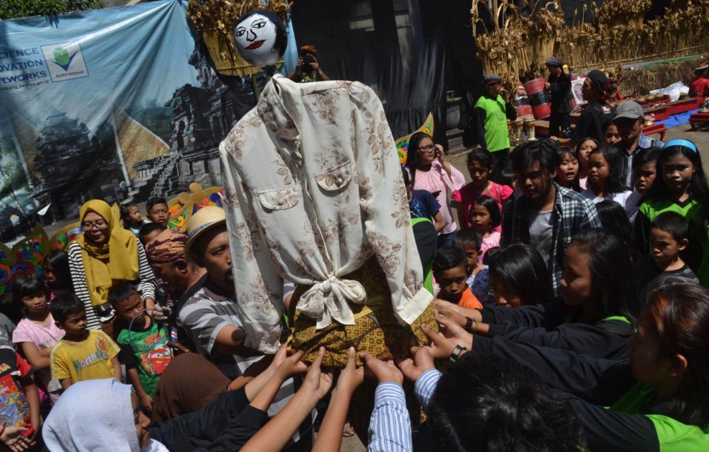 Festival Kampung Celaket, Mengakrabkan Anak Cucu dengan Tempat Tinggal Mereka