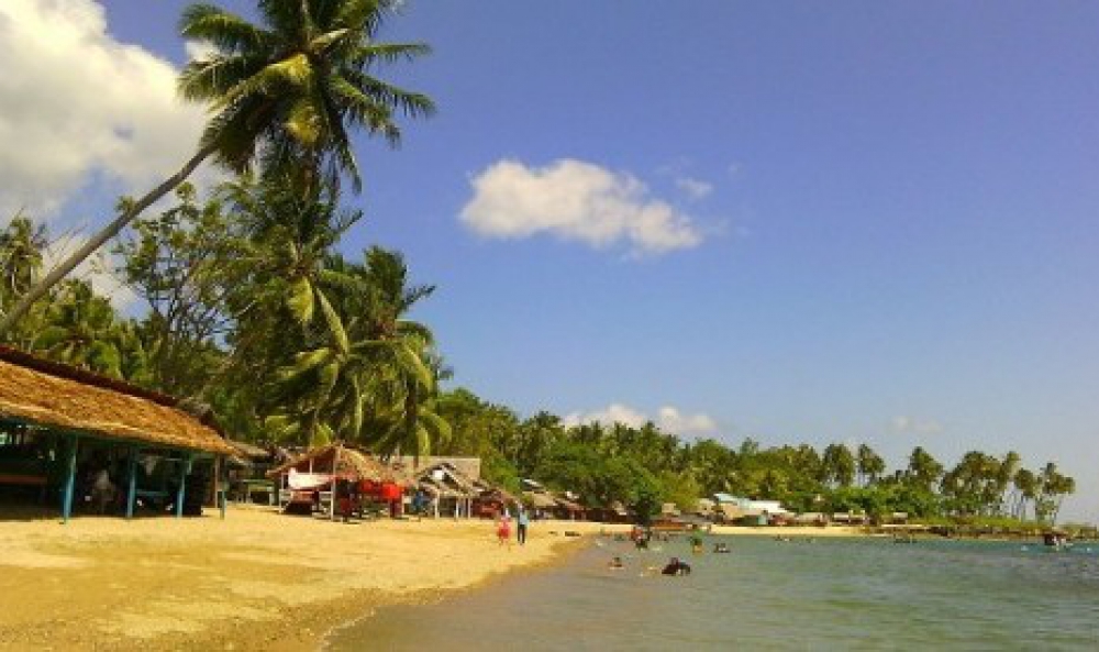 Pesona Pantai Botutonuo, Gorontalo