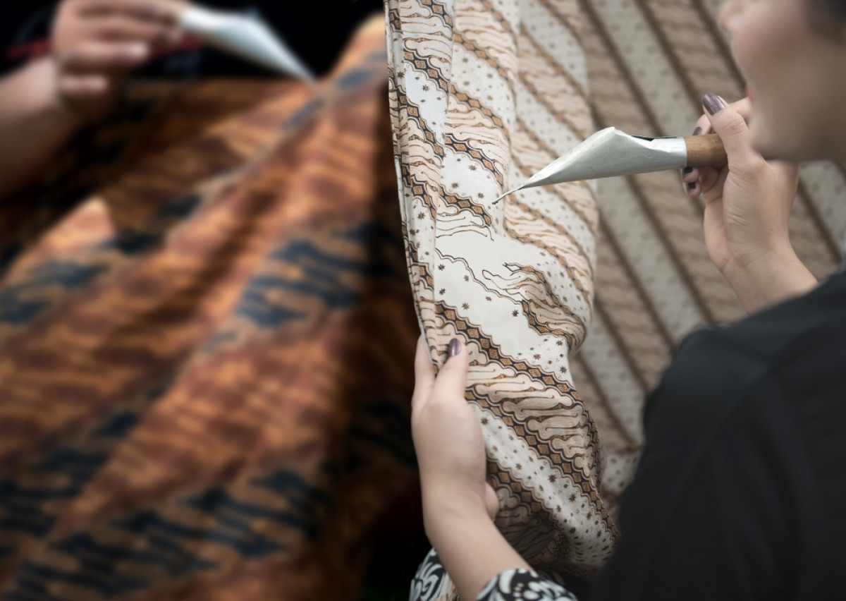 Batik Besurek Khas Bengkulu, Perpaduan Gambar Bunga dan Kaligrafi