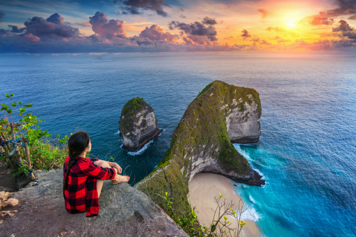 Nusa Penida, Tempat Wisata Backpacker Terbaik di Dunia