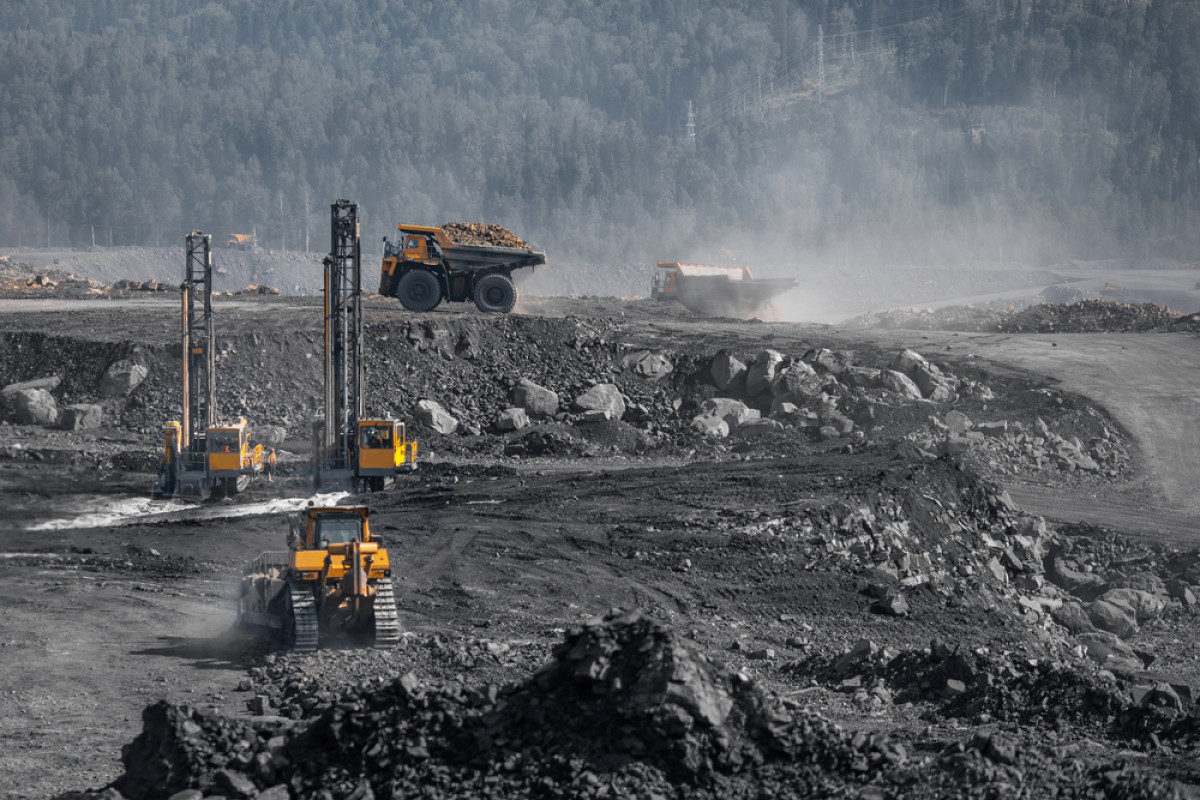 Bau Sangit Pendana Industri Batu Bara, Haruskah Terus Dibiarkan?