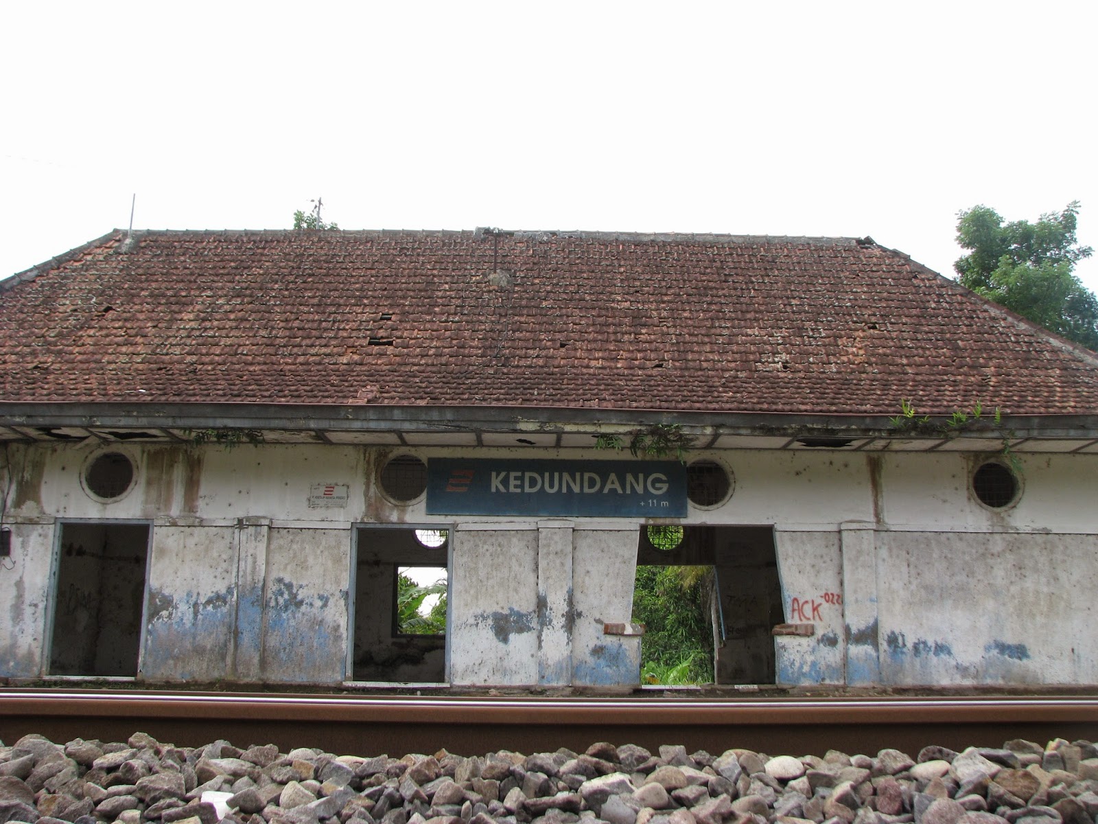 Wajah stasiun Kedundang sebelum direnovasi | Foto: situsbudaya.id