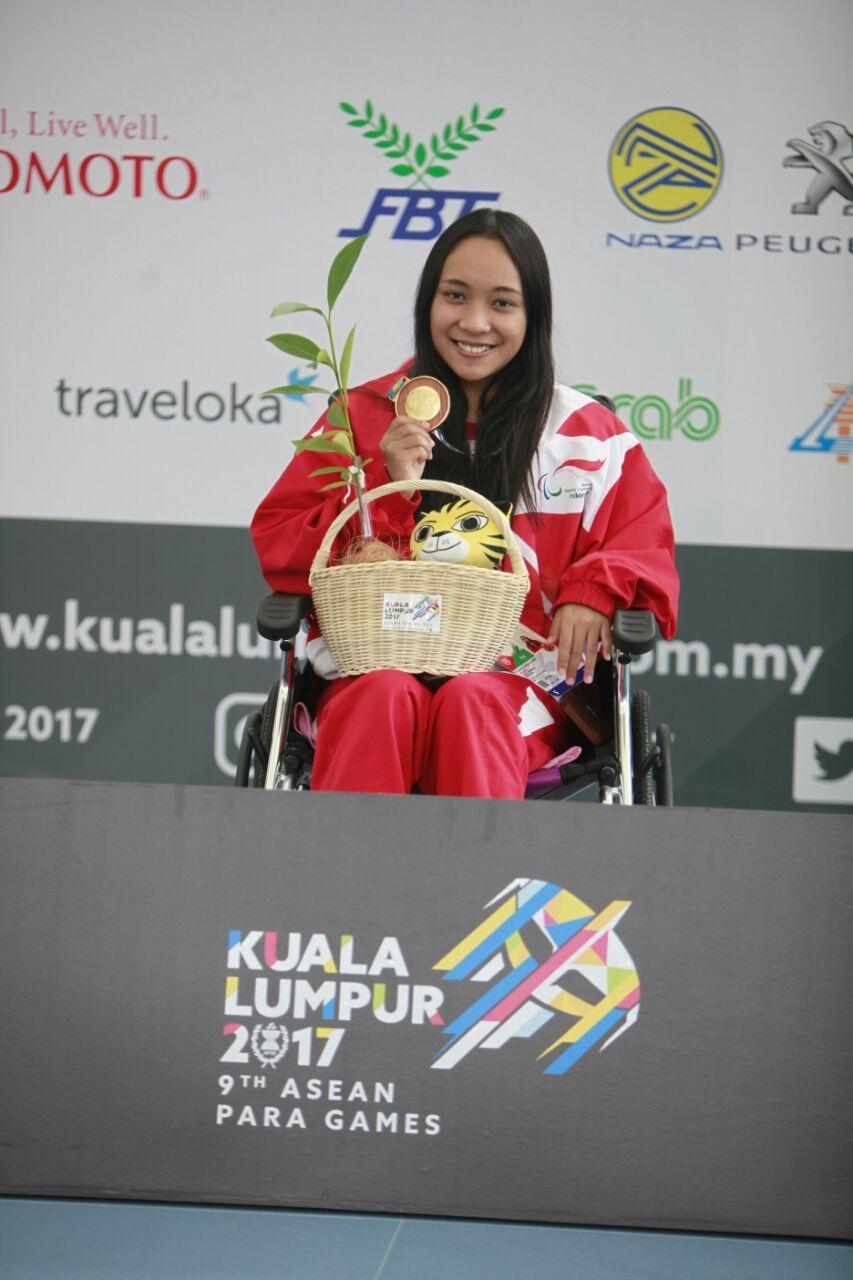 Saat Berhasil Meraih Medali Untuk Indonesia di ASEAN Para Games 2017 | Sumber: Sportku.com
